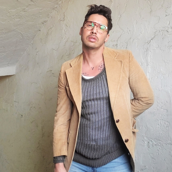 Meet your Posher, Eric - Picture 7 of 12